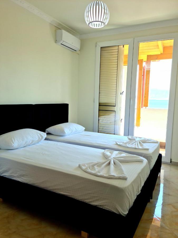 Panoramic Apartment Vlorë Exteriör bild